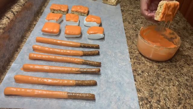 Como hacer Oreos ,Pretzel, Rice-krispies, Bombones para mesas de postres tema naruto 🍥 смотреть онлайн