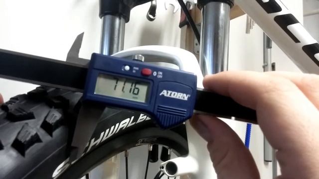 Schwalbe Black Jack Tire - And Measurements (26x2.1) смотреть онлайн