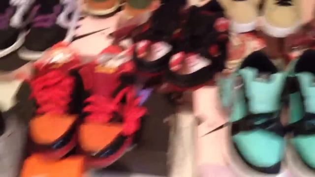 Nike Dunk SB Shoe Collection | Tiffany's, De La Souls, Pushead смотреть онлайн