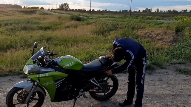 СТОИТ ЛИ ПОКУПАТЬ RACER SKYWAY 250 ? РАЗБЕРЕМСЯ В ЭТОМ ВИДЕО! смотреть онлайн