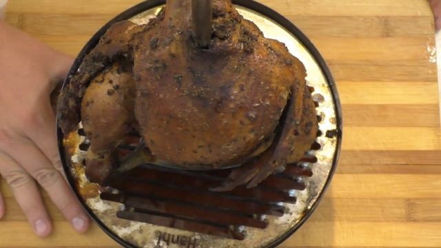 МОЙ ПЕРВЫЙ ОПЫТ КОПЧЕНИЯ! Невероятно вкусная курочка ! Домашняя коптильня Hanhi смотреть онлайн