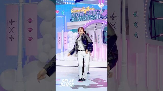 [릴레이댄스] TXT(투모로우바이투게더) - 5시 53분의 하늘에서 발견한 너와 나 (Dance Break Ver.) (4K) смотреть онлайн