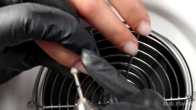 Маникюр по быстрому!Маникюр на клиенте смотреть онлайн