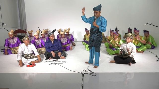 SINGADK Ep 2 - Durbar Dua vs Makyong Kedek смотреть онлайн