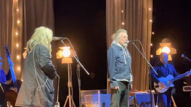 Robert Plant & Alison Krauss *THE BATTLE OF EVERMORE* live in Huber Heights 5/3/23 Rose Music Cente смотреть онлайн