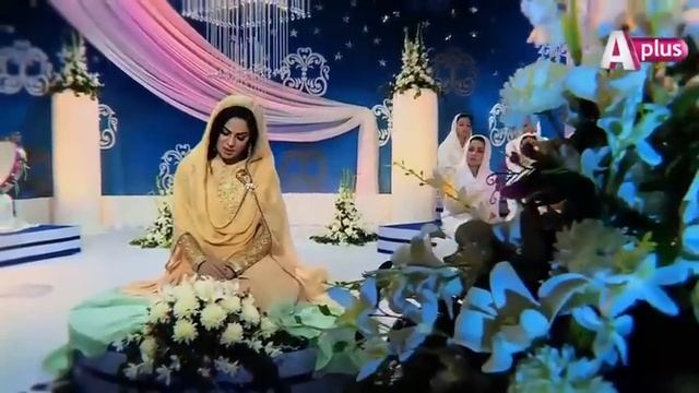 Shah e Madina | Naat Shareef | Naat by Veena Malik смотреть онлайн