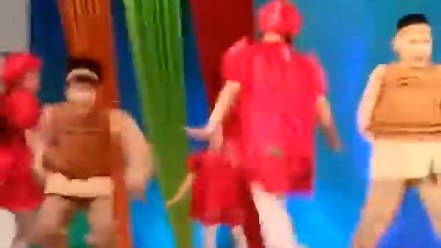 Смешанный танцевальный ансамбль 3 "Б" и 3"В" классов смотреть онлайн