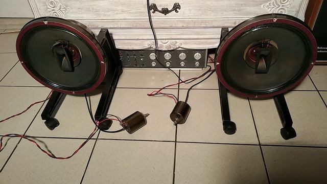 Goodmans 212C Triaxiom 12