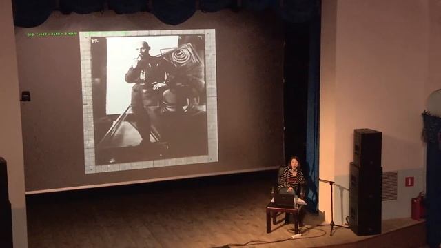 Лекция Марины Красновой «Маяковский. Даешь изящную жизнь! (из истории выступлений)» смотреть онлайн