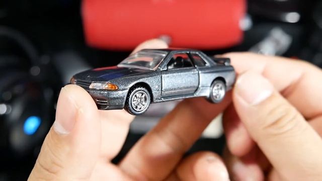 DETAILNYA MENGAGUMKAN!!! Tomica Nissan Skyline GT-R BNR32 смотреть онлайн