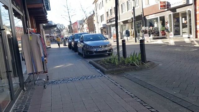 Магазин тканей в Германии..витрины