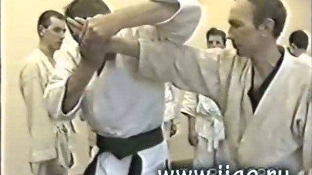Appleid Military Sambo. Jiu Jitsu Godai Ryu. Выверт. Дожим. Рычаг.