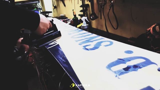 KAPSULA нанесение парафина на сноуборд смотреть онлайн