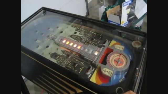 1934 Bally Skyscraper Pinball Machine смотреть онлайн