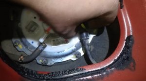 Замена топливного фильтра Hyundai Solaris