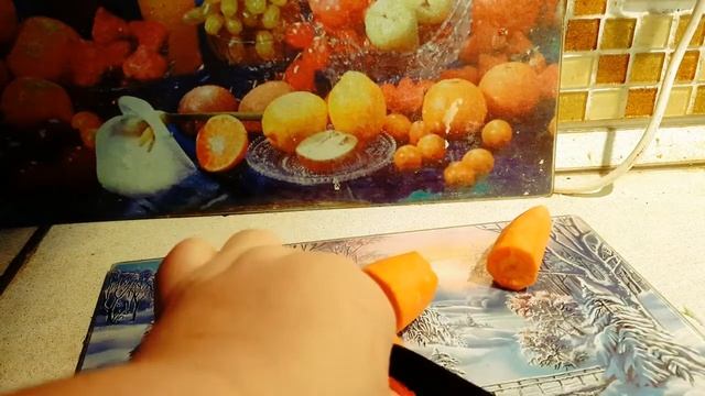 Сочные и очень вкусные колбаски с овощами. смотреть онлайн