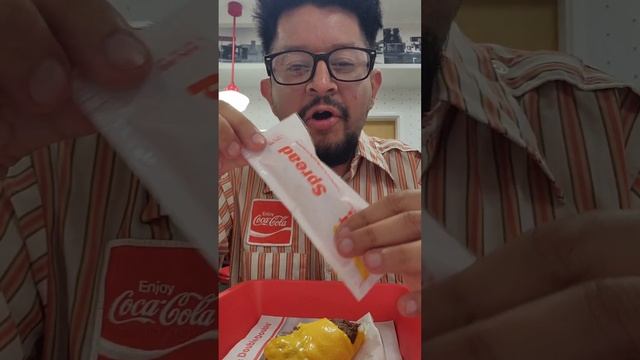 In-N-Out Burger Secret Menu = Flying Dutchman смотреть онлайн