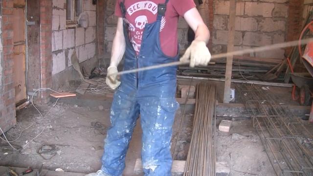 Ремонт старого дома (видео №38).Заменили СИП Арматурные каркасы для армопояса своими руками смотреть онлайн