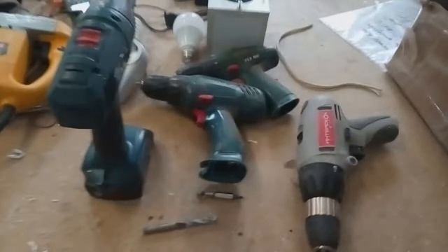 Блок питания для старых шурупавёртов своими руками! смотреть онлайн