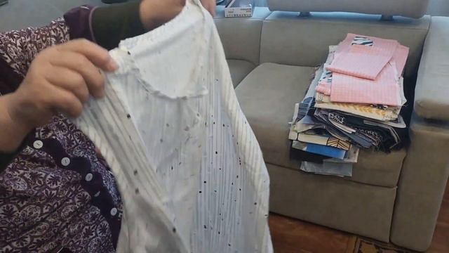 МАМА НАШИЛА СЕБЕ ПРИДАНОЕ!А ТО ВСЕ НАТАШЕ И НАТАШЕ😁НАРЯДЫ ИЗ ЛОСКУТОВ по 40 см из МАГНАТЕКСА😳 смотреть онлайн