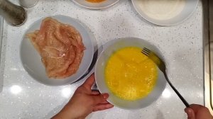 Как приготовить куриный шницель в панировке