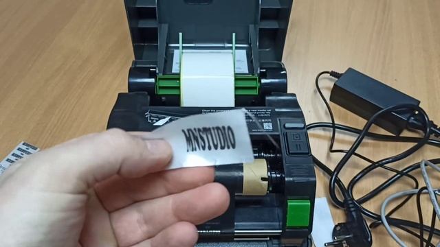 Принтер TSC TE200 печать составников, лейбла, размерника,штрих-кода. Печать на сатине,нейлона. смотреть онлайн