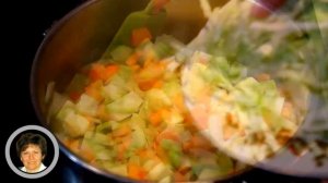 Овощное рагу с картошкой, кабачками и капустой. Быстро и вкусно!