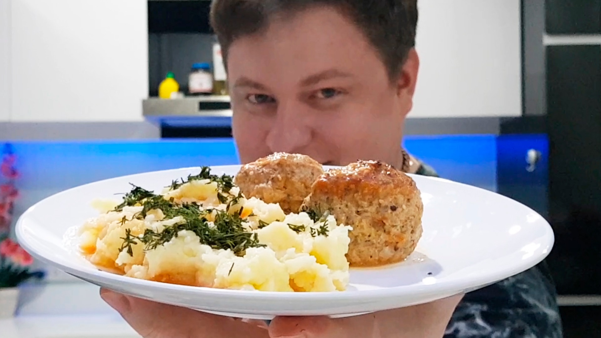 Тефтели с орехами