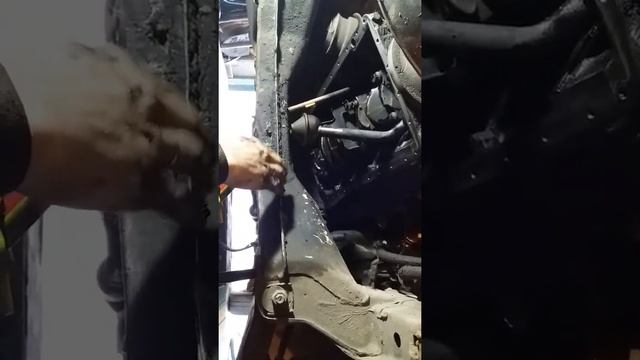 Замена поддона в мерседесе 124 двигатель 102 смотреть онлайн