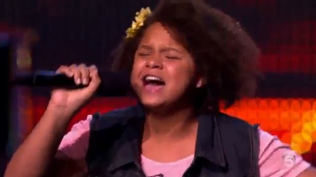 Rachel Crow "If I Were A Boy" de Beyoncé смотреть онлайн