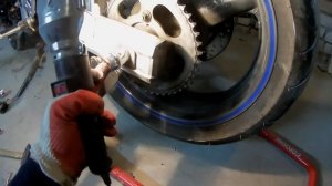 Замена цепи и звёзд мотоцикла. Развеял мифы про расклёпку цепи.