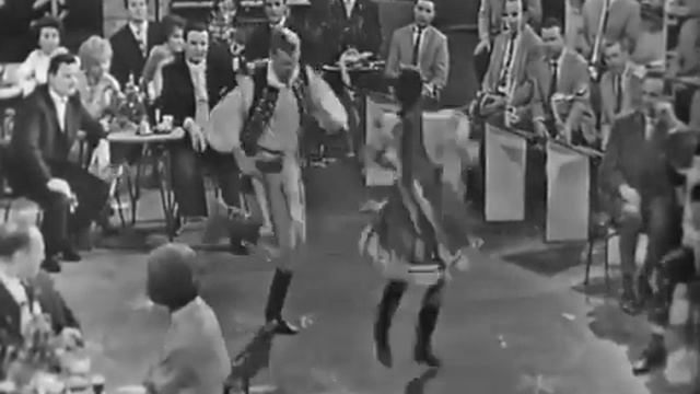 ГОЛУБОЙ ОГОНЁК 1963/64г. смотреть онлайн