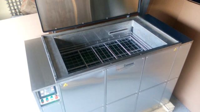 1500х900х860 Ультразвуковая ванна с подъемным дном смотреть онлайн