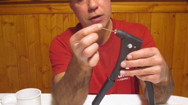 How to use a hand riveter . We use a rivet gun to do auto body work in this video смотреть онлайн