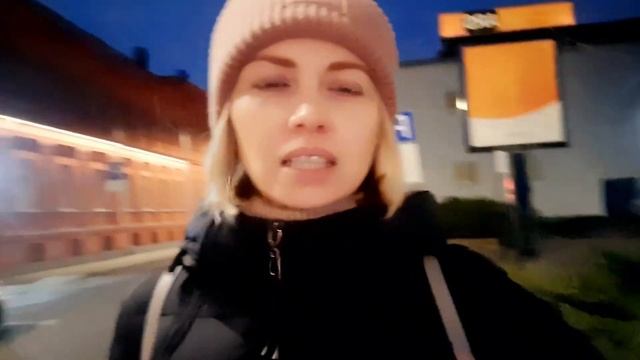 ВЛОГ/ ЗАБЛУДИЛИСЬ В ЛЕСОПАРКЕ/ НОВЫЕ УЧЕБНЫЕ ПОСОБИЯ/ ПЕРВЫЕ НОВОГОДНИЕ ПОКУПКИ смотреть онлайн