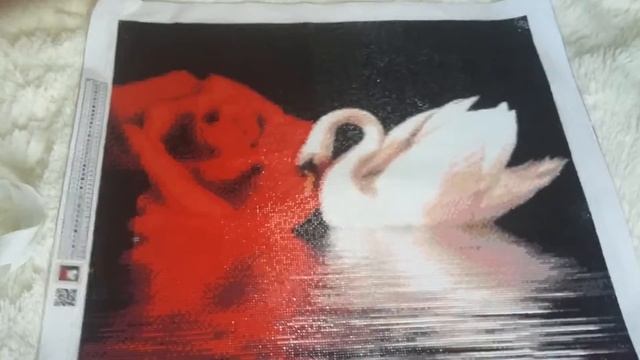 Алмазная вышивка. Белый лебедь и роза смотреть онлайн