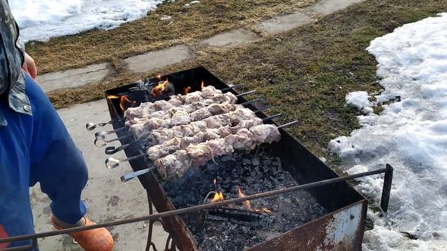 Шашлык с вьетнамской свинины - вызывает гастрономический оргазм(pork shish kebab) смотреть онлайн