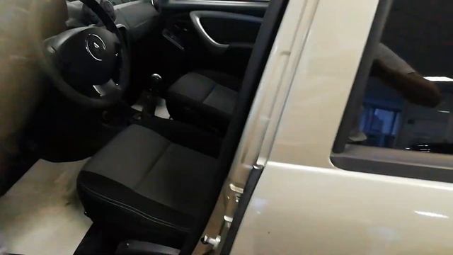 Купить Рено Дастер (Renault Duster) 2013 г. с пробегом бу в Саратове. Автосалон Элвис Trade in Цент смотреть онлайн