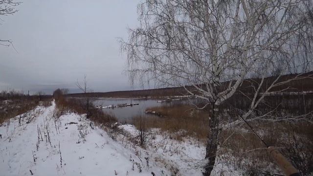 На дешевые блесна жадно клюют щуки судаки и окуни! Рыбалка на Зимний спиннинг 2020-2021 смотреть онлайн