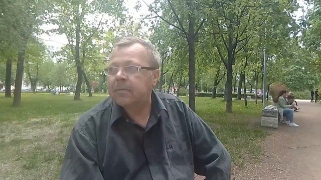 23 Мая : Парк , скамья... смотреть онлайн