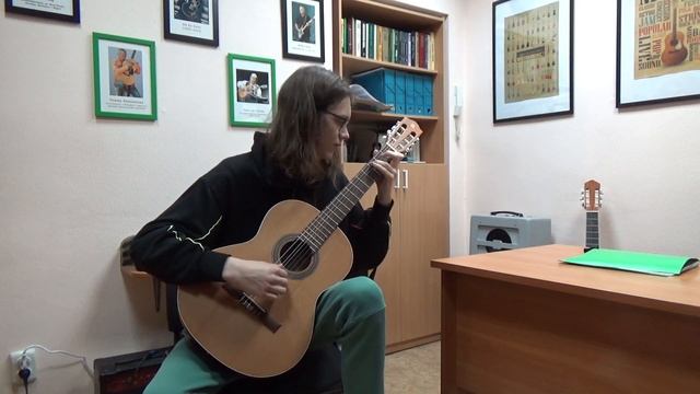"На окошке два цветочка" обр. Виктора Козлова, исп. Игнатий Ворощук смотреть онлайн