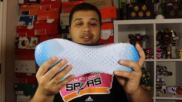 Nike Epic React Flyknit Navy OG Review + On Foot! смотреть онлайн