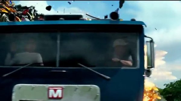 OPTIMUS PRIME против GALVATRONE . " TRANSFORMERS 4 - ТЕМНАЯ СТОРОНА ЛУНЫ "