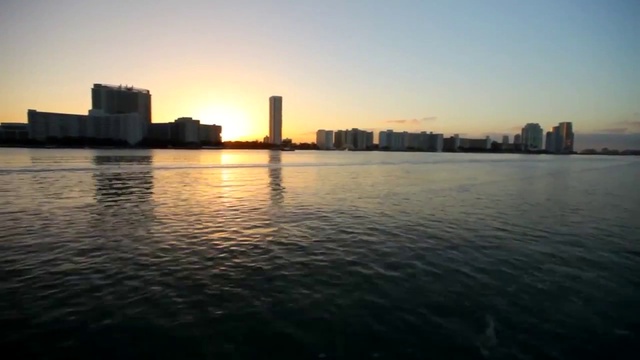 Miami - City by the Ocean смотреть онлайн