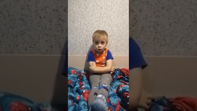 Малыш учит "Бородино" смотреть онлайн