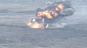 Т-72М1 укропский наехал на мину и отправил свой экипаж на околоземную орбиту.