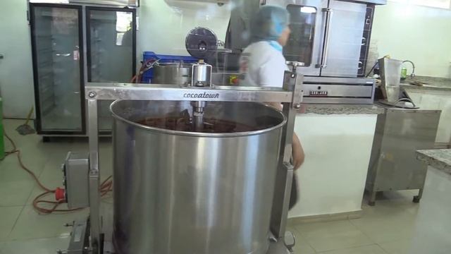 Republica Dominicana. Dominican Cacao. ИЗГОТОВЛЕНИЕ ШОКОЛАДНЫХ КОНФЕТ смотреть онлайн