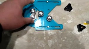 Кондуктор для алмазных коронок. Укладка плитки своими руками.