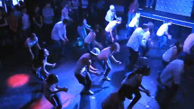 Флешмоб Dance4life в Кудымкаре смотреть онлайн