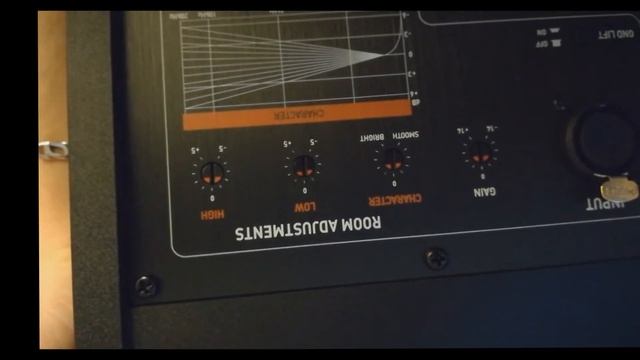 ESI UNIK 05 Recensione Monitor da Studio di Registrazione смотреть онлайн